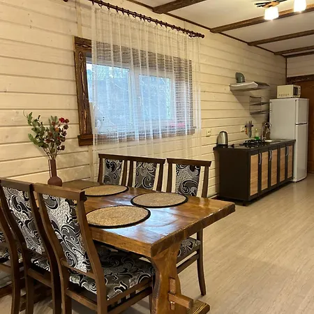 Guest house Zarichna Lyks 3*