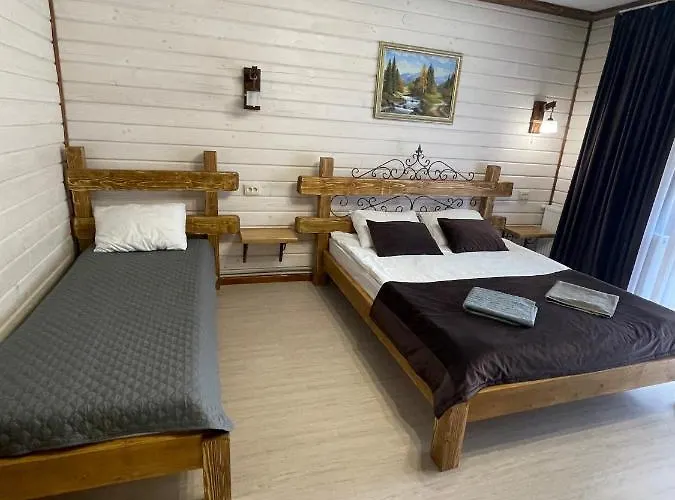 Zarichna Lyks 3*